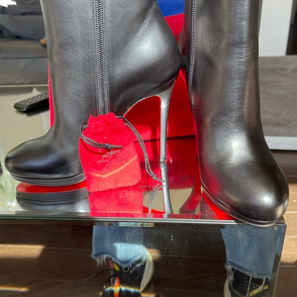 Black High Heel Louboutain boots - Picture 10 of 13